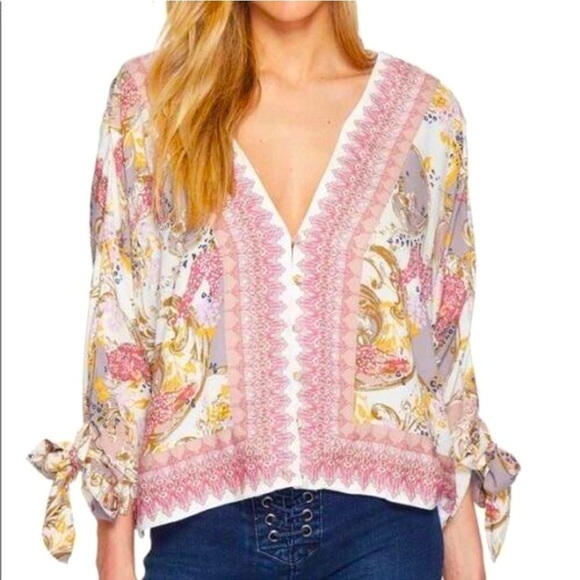 Free people catch me if you can button-down floral, kimono, BoHo blouse. - Picture 1 of 14